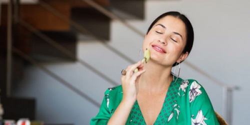 Beneficios del masaje facial con Jade